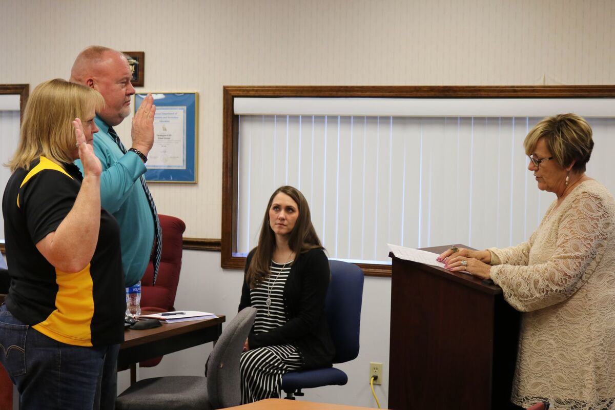 Farmington school board hears reports Daily Journal Online