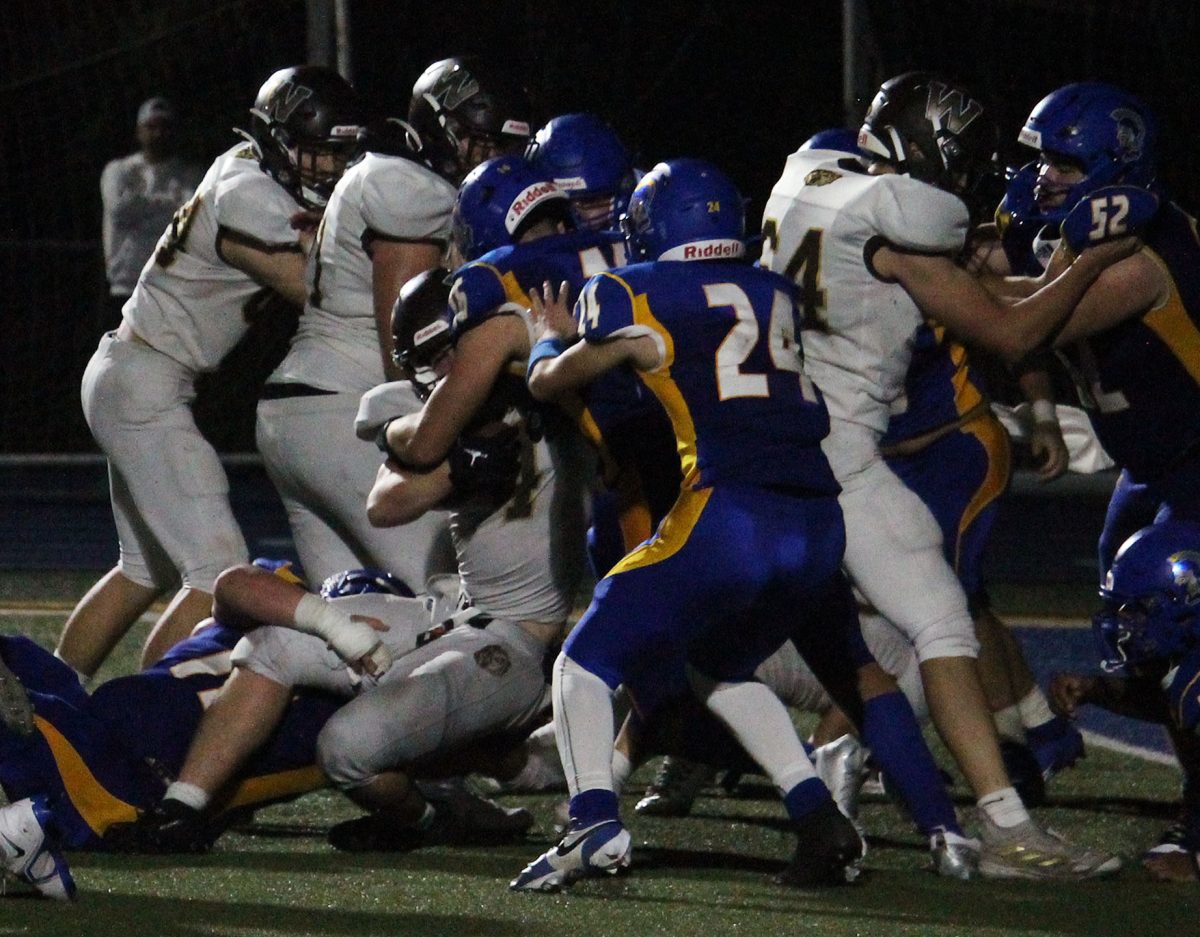 Raiders stop 2point conversion in final seconds to edge Windsor